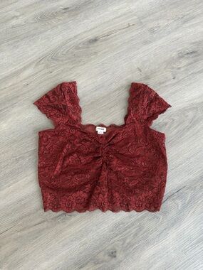 Garage Lace Ruched Crop Camisole in Wine